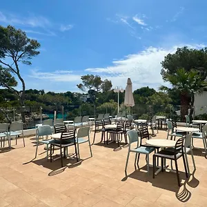 3* Otel Cabot Cala Ferrera