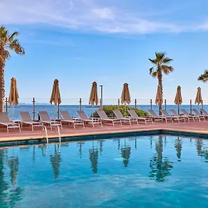 4* Otel Universal Romantica