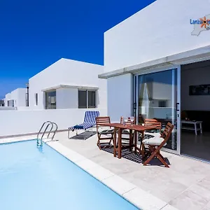 Filippa , Playa Blanca (Lanzarote) España